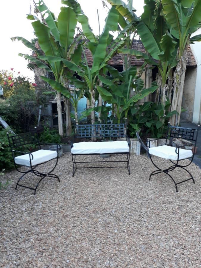 Les Tibles Bed and Breakfast Nanthiat Εξωτερικό φωτογραφία